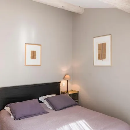 Bastide Blanche With Swimming Pool And Petanque Court In Villa *