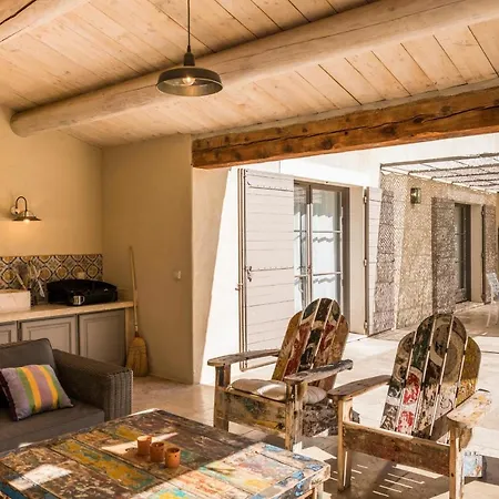 Villa Bastide Blanche With Swimming Pool And Petanque Court In